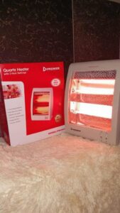 Premier 800W quartz room heater with two heat settings for home and office use.